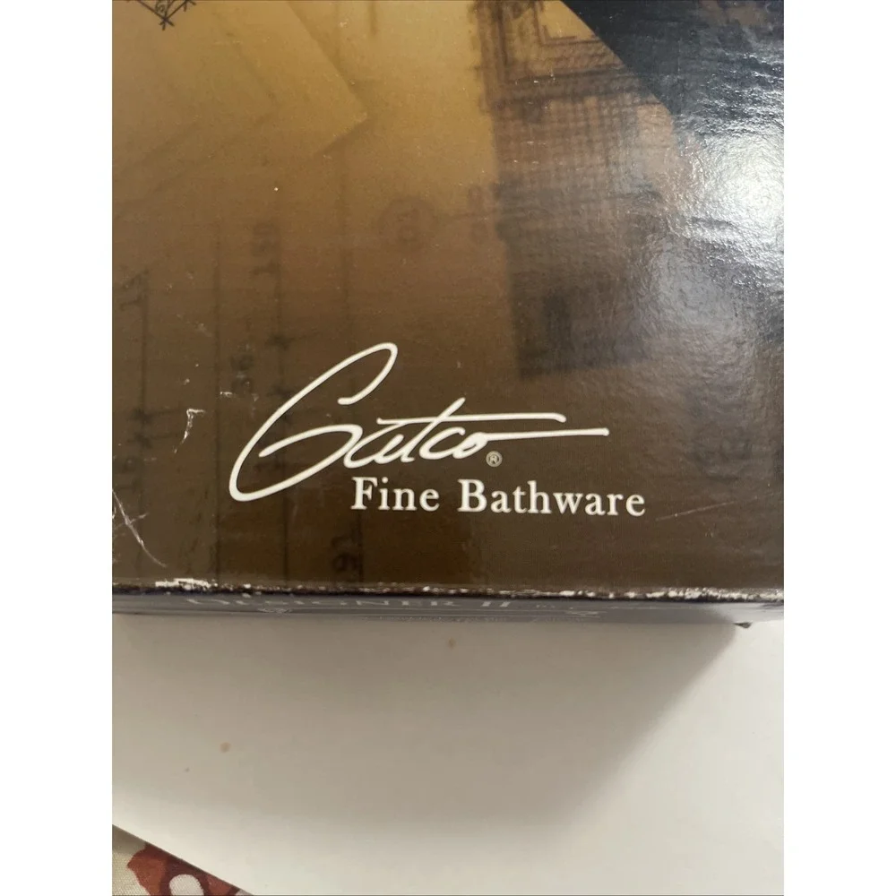 NIB Gatco 5375 Designer II 24